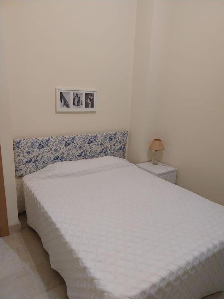 2 bedrooms apartment for rent in San Matias-Realejo, Spain - Image 8