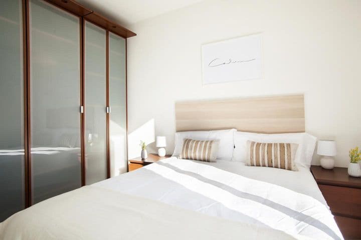 1 bedroom apartment for rent in Gracia, Spain - Image 10