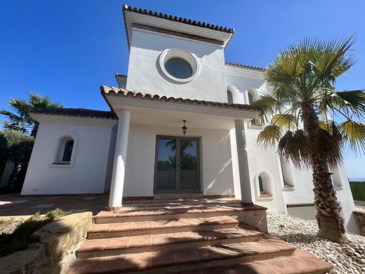 4 bedrooms house for rent in Manilva, Spain - Image 7