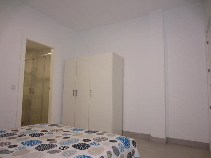 1 bedroom apartment for rent in Zona Puerto Deportivo, Spain - Image 9