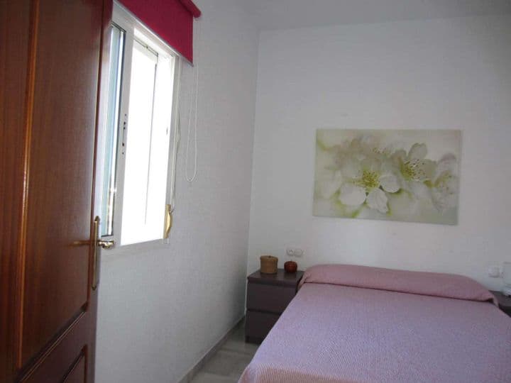 1 bedroom apartment for rent in Zona Puerto Deportivo, Spain - Image 10