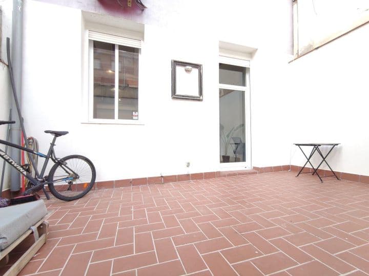 1 bedroom house for rent in Sants-Montjuic, Spain - Image 3