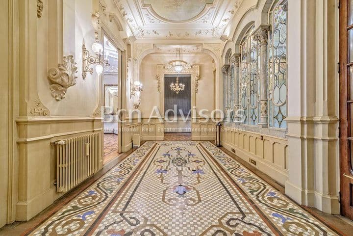 4 bedrooms apartment for sale in Esquerra de lEixample, Spain - Image 3