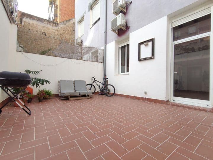 1 bedroom house for rent in Sants-Montjuic, Spain - Image 2