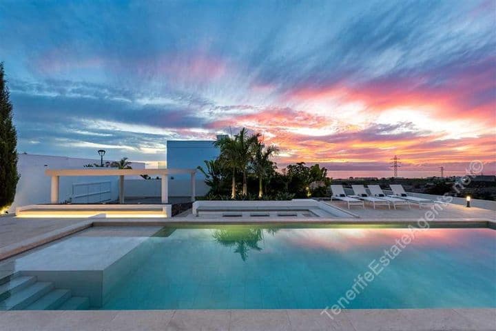 4 bedrooms house for sale in Adeje, Spain - Image 3