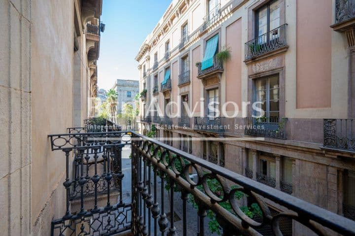 2 bedrooms apartment for sale in Ciutat Vella, Spain - Image 3