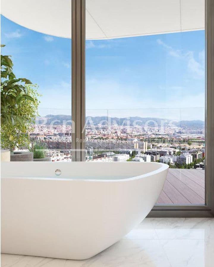 4 bedrooms apartment for sale in Poblenou, Spain - Image 10
