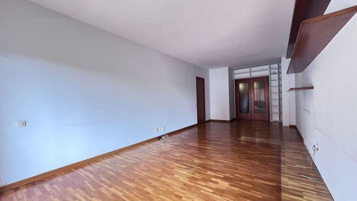 4 bedrooms apartment for rent in Sarria, Spain - Image 4