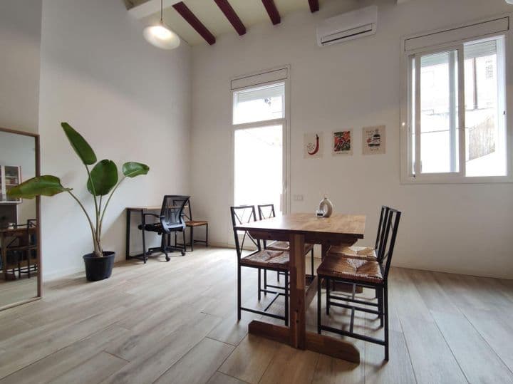 1 bedroom house for rent in Sants-Montjuic, Spain - Image 8