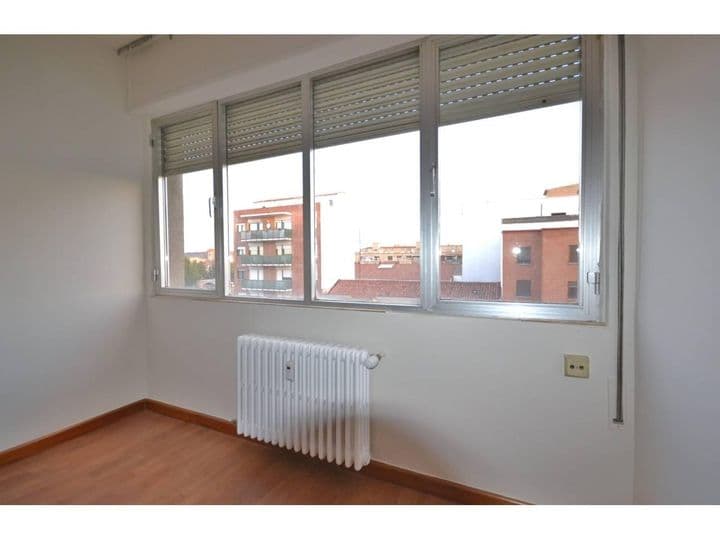 3 bedrooms apartment for rent in Palencia, Spain - Image 6