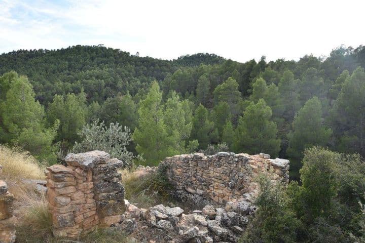 House for sale in Teruel, Spain - Image 8