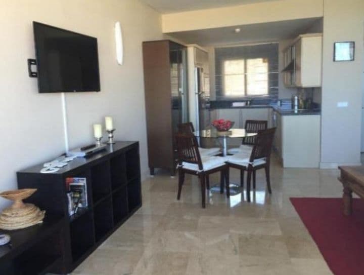 2 bedrooms apartment for rent in Riviera del Sol, Spain - Image 2