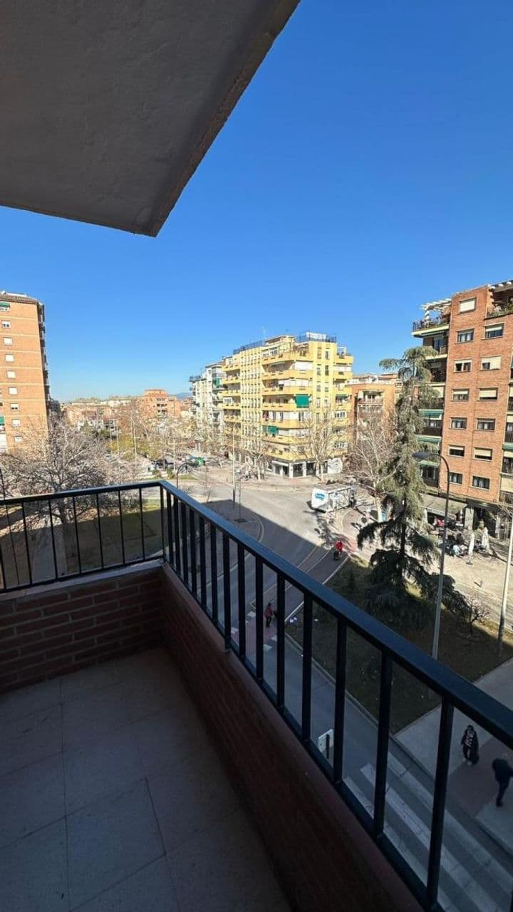 3 bedrooms apartment for rent in Granada, Spain - Image 6