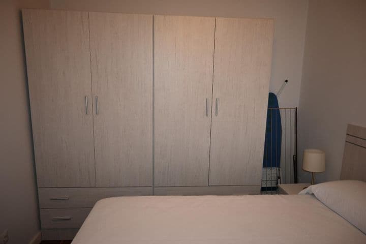 1 bedroom apartment for rent in Santander, Spain - Image 7