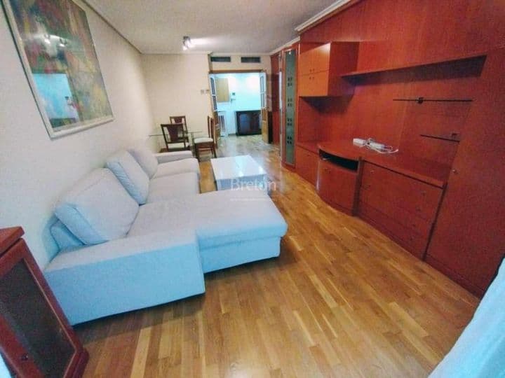 3 bedrooms apartment for rent in Universidad, Spain - Image 8