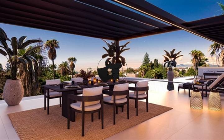 4 bedrooms house for sale in Marbella, Spain - Image 12