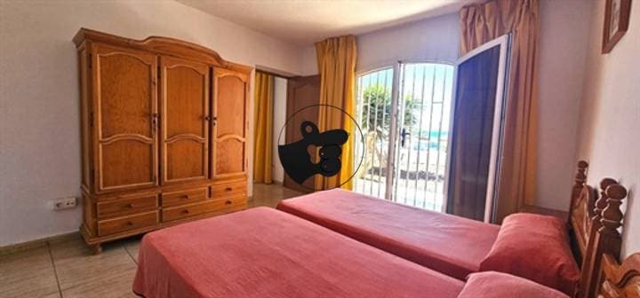 1 bedroom apartment for sale in Costa del Silencio, Spain - Image 6