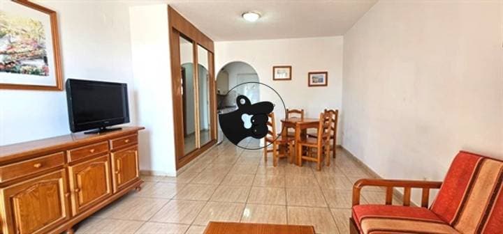 1 bedroom apartment for sale in Costa del Silencio, Spain - Image 4