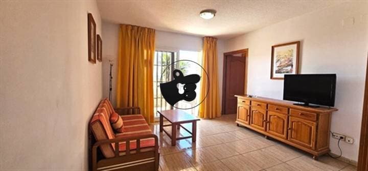 1 bedroom apartment for sale in Costa del Silencio, Spain - Image 10