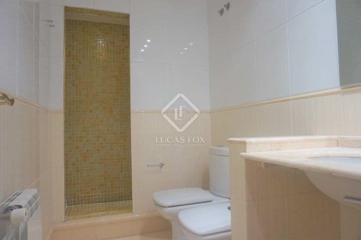 2 bedrooms apartment for rent in Valencia, Spain - Image 7