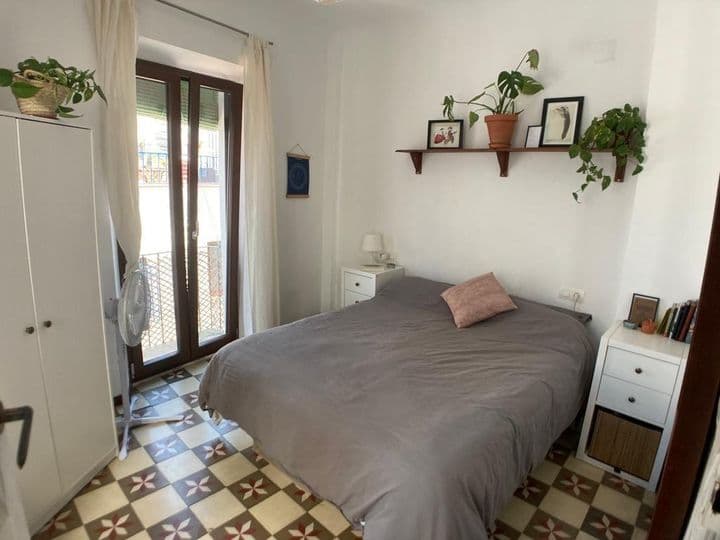 1 bedroom apartment for rent in Albaicin, Spain - Image 2