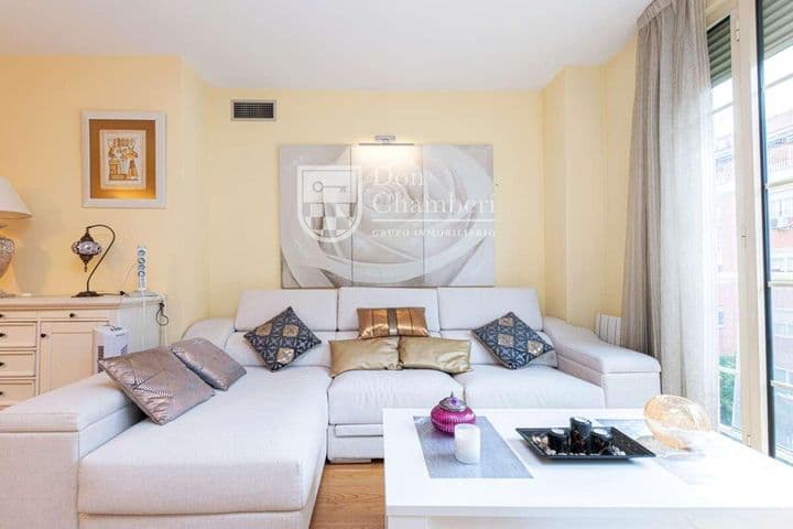 3 bedrooms apartment for rent in Chamberi, Spain - Image 9