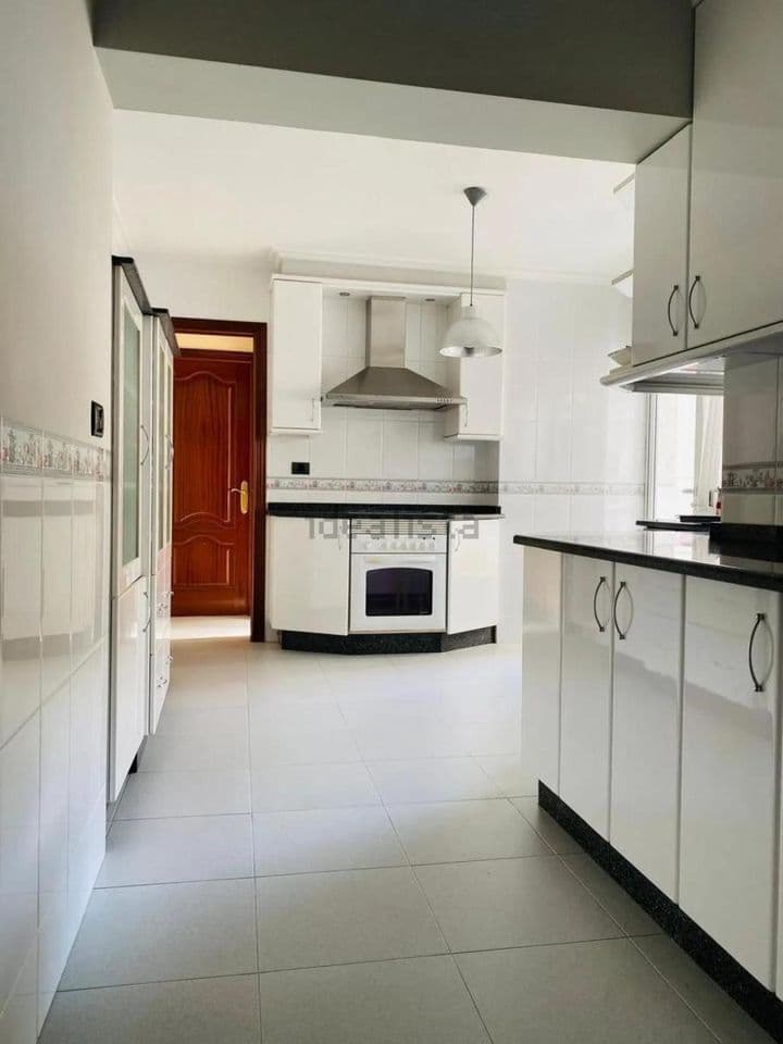 5 bedrooms apartment for sale in Vigo, Spain - Image 9