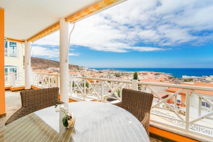 2 bedrooms apartment for sale in Arguineguin, Spain - Image 2