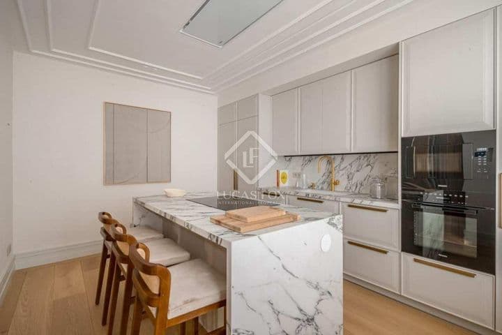 3 bedrooms apartment for sale in Madrid, Spain - Image 6