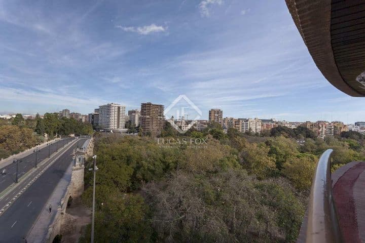 7 bedrooms apartment for rent in Valencia, Spain - Image 10