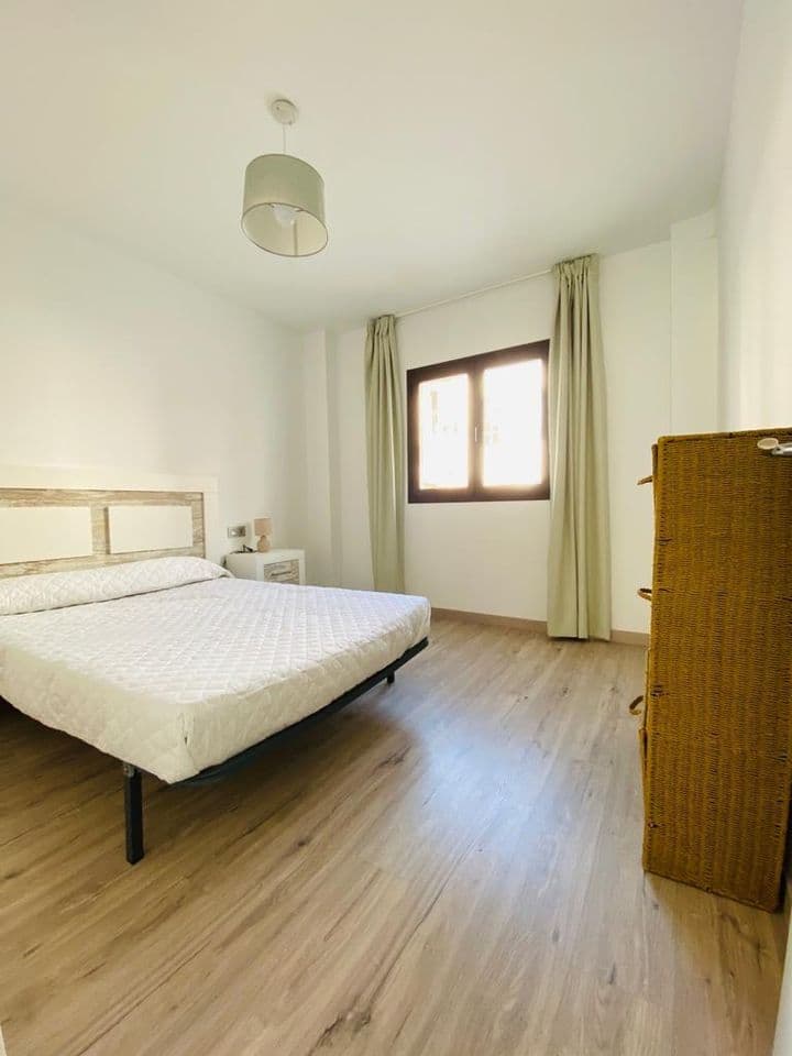 1 bedroom apartment for rent in Cercado Bajo de Cartuja, Spain - Image 9