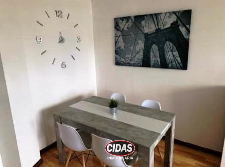 2 bedrooms apartment for rent in Oviedo, Spain - Image 6