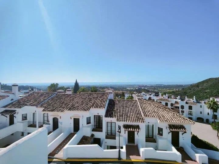 2 bedrooms house for sale in Benahavis, Spain - Image 9