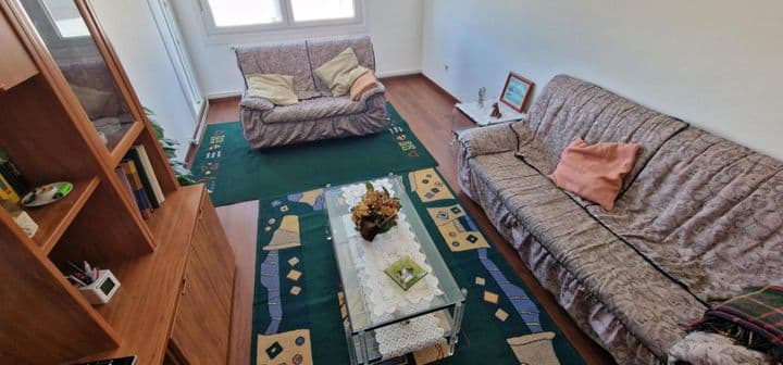 3 bedrooms apartment for rent in Santiago de Compostela, Spain - Image 12