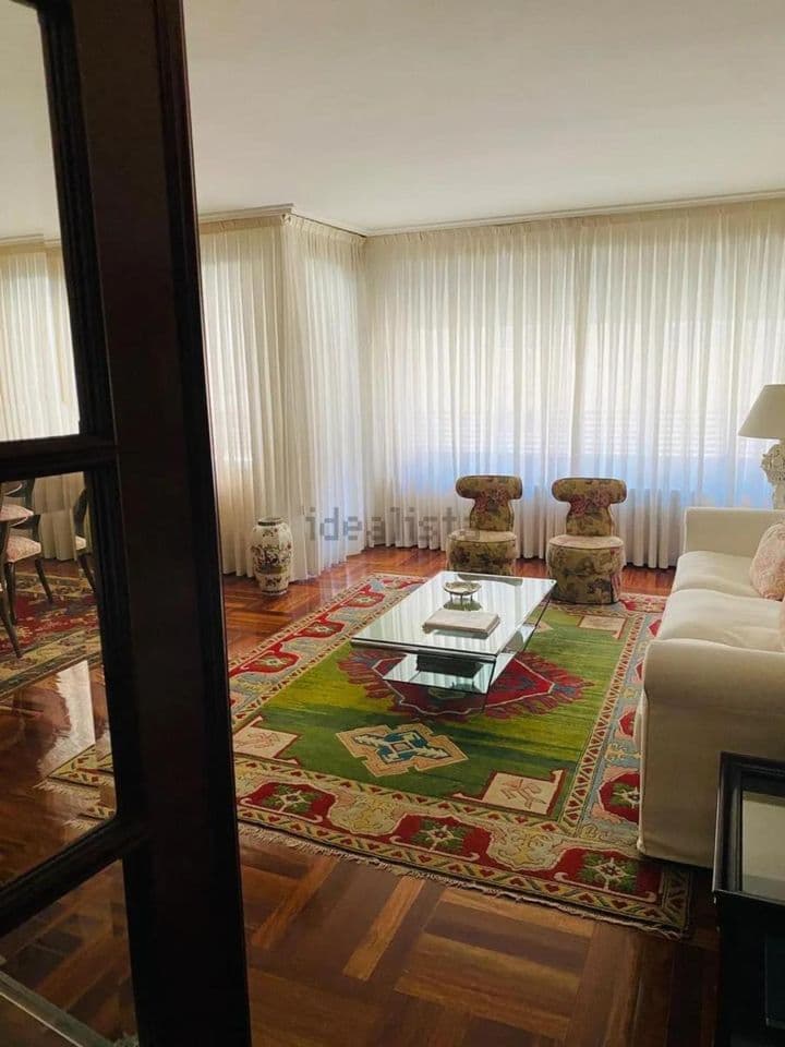 5 bedrooms apartment for sale in Vigo, Spain - Image 3