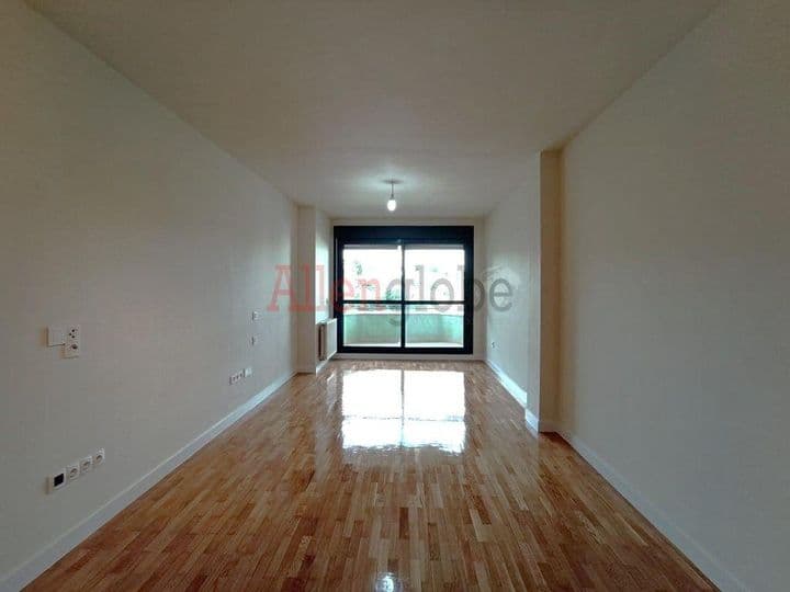 2 bedrooms apartment for sale in Oviedo, Spain - Image 2