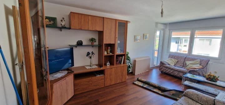 3 bedrooms apartment for rent in Santiago de Compostela, Spain - Image 7