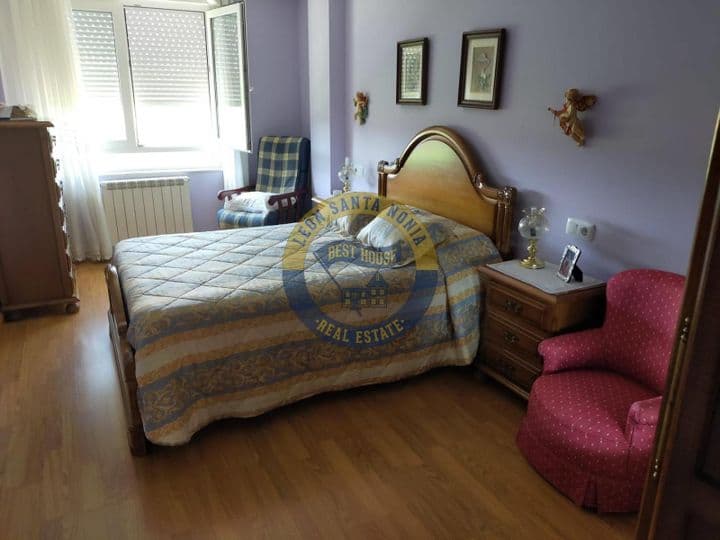 2 bedrooms apartment for sale in Leon, Spain - Image 10