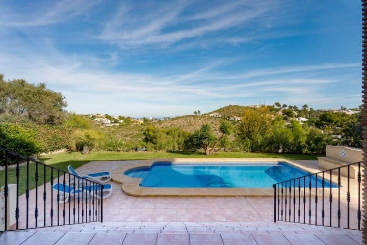 4 bedrooms house for rent in Javea, Spain - Image 4