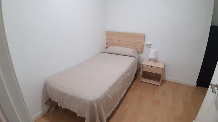 3 bedrooms apartment for rent in Valencia, Spain - Image 8
