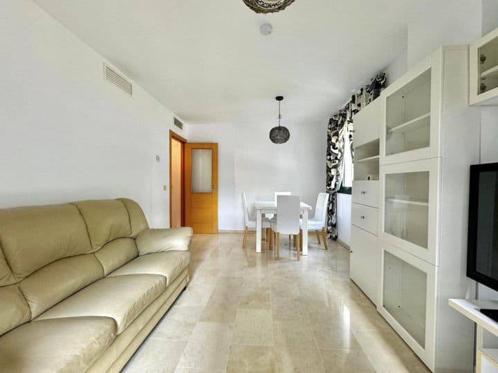 2 bedrooms apartment for rent in Estepona Pueblo, Spain - Image 5