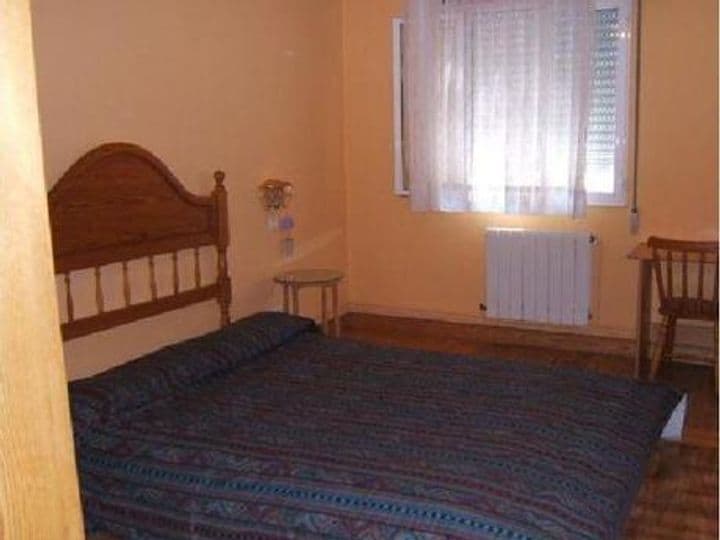 3 bedrooms apartment for rent in Santander, Spain - Image 5