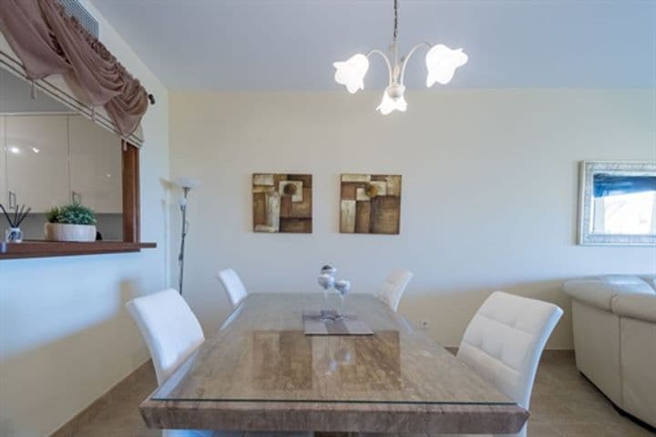 2 bedrooms apartment for sale in La Duquesa, Spain - Image 3