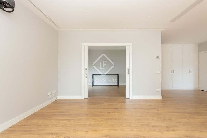 3 bedrooms apartment for rent in Barcelona, Spain - Image 9