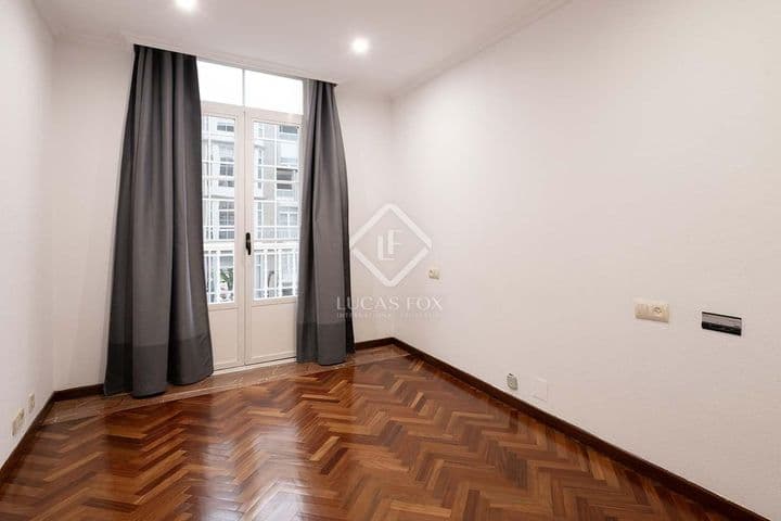 2 bedrooms apartment for rent in Vigo, Spain - Image 12