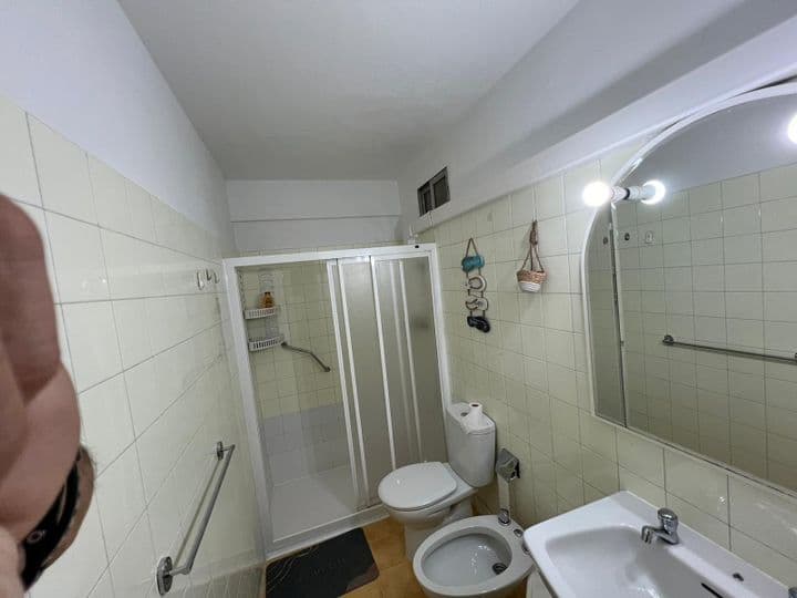 3 bedrooms apartment for rent in Vigo, Spain - Image 6