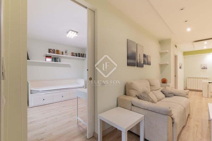 2 bedrooms apartment for rent in Castelldefels, Spain - Image 9