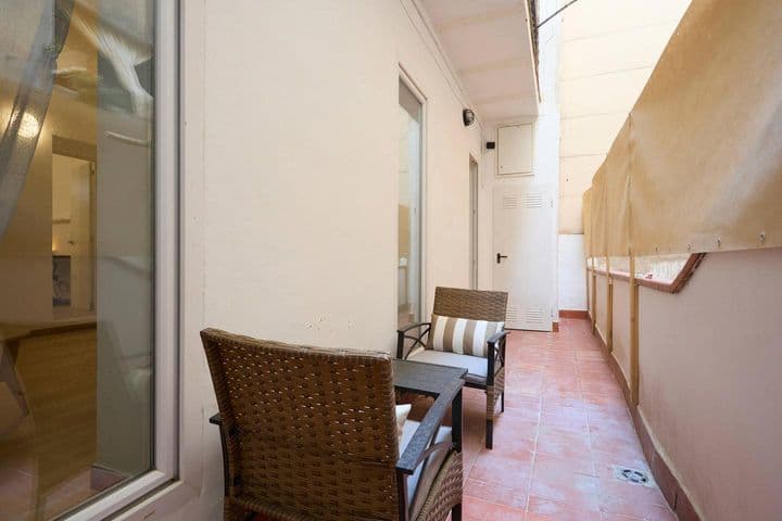 2 bedrooms apartment for rent in Horta-Guinardo, Spain - Image 5