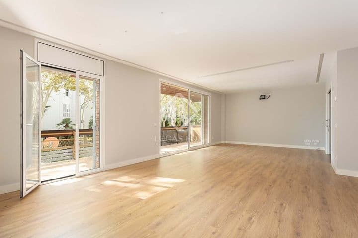 3 bedrooms apartment for rent in Barcelona, Spain - Image 6