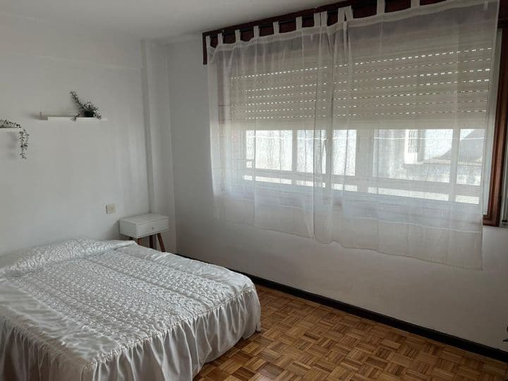 3 bedrooms apartment for rent in Vigo, Spain - Image 7